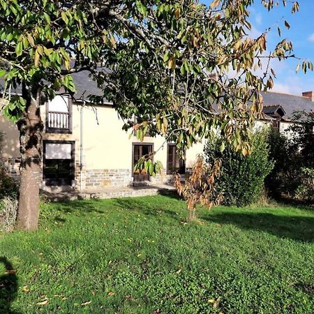 Longere Familiale Villa Melesse Buitenkant foto