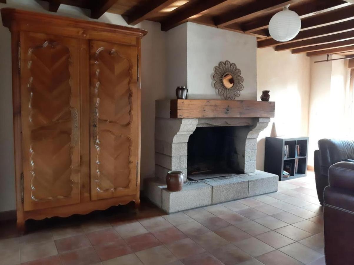 Longere Familiale Villa Melesse Buitenkant foto